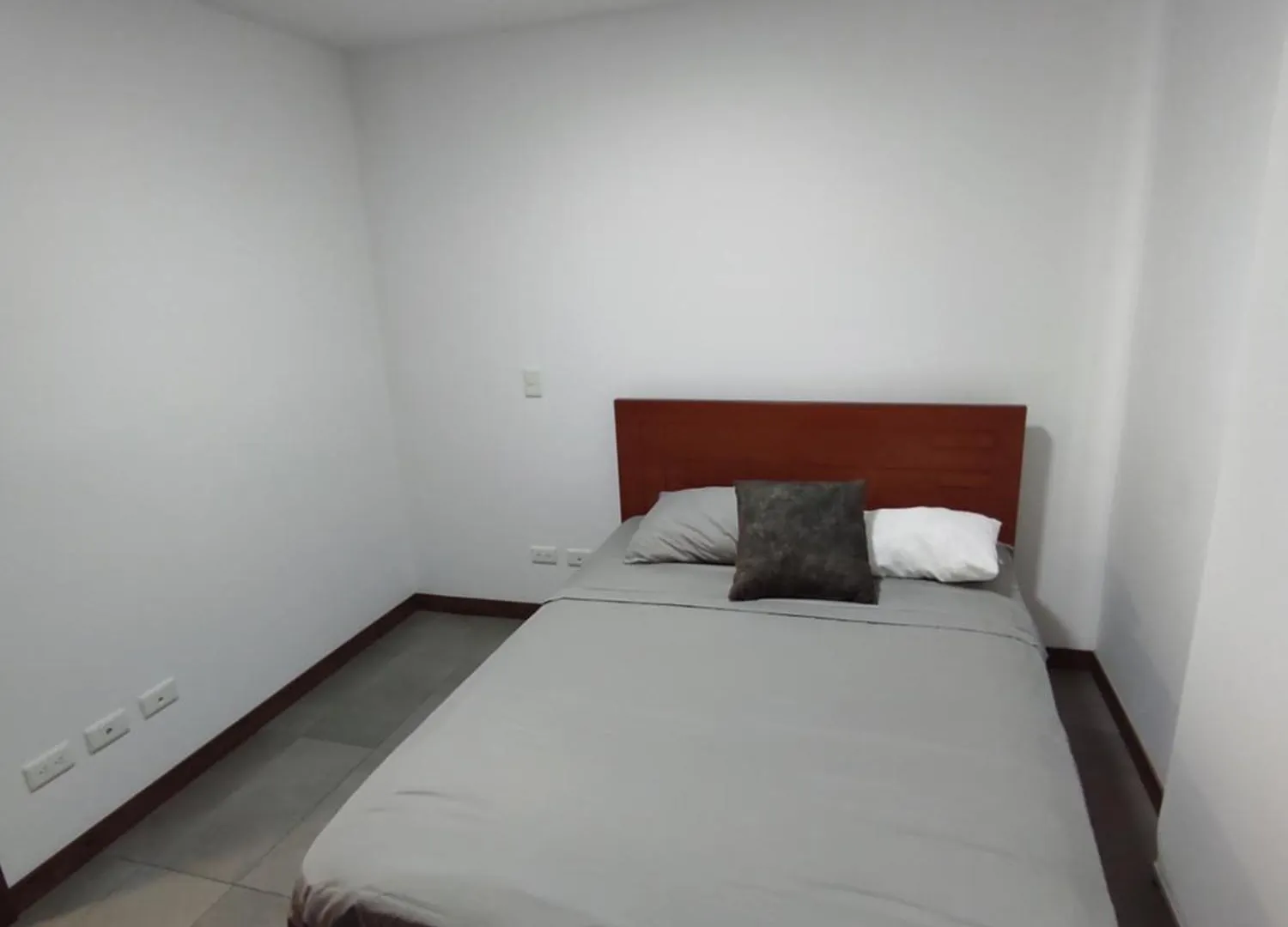 Hermosa Casa En Tumbaco ! Cerca Del Aeropuerto De Quito Y Cerca De Cumbaya ! Holiday home